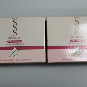Avon Skin So Soft: Soft & Sensual Moisturizing Foot Soak x2 [4 Tablets in each]